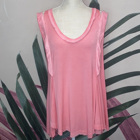 Umgee Split Shoulder Tank - Picture 2 of 10